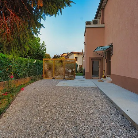 Ap 2 Free Parking Romantic Garden Venice Semesterbostad