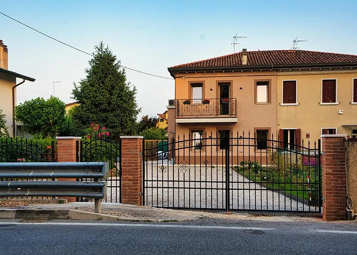 Holiday home Ap 2 Free Parking Romantic Garden Venice