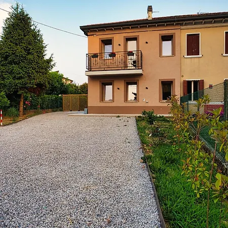 Hébergement de vacances Ap 2 Free Parking Romantic Garden Venise