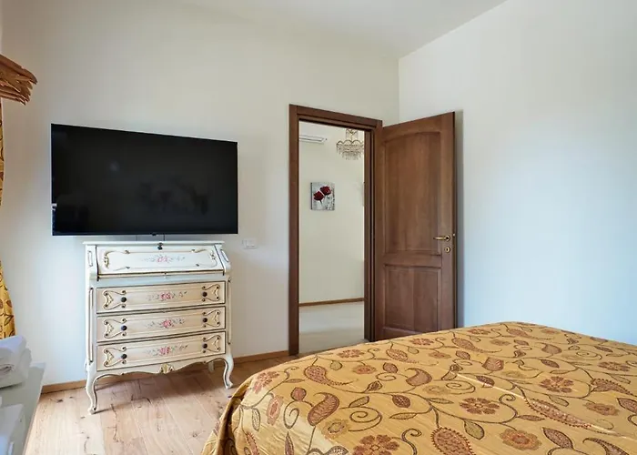 Ap 2 Free Parking Romantic Garden Venice 別荘 メストレ