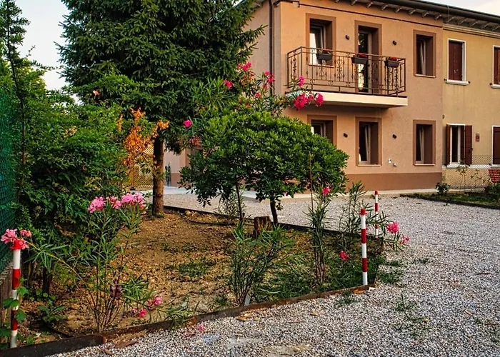 Ap 2 Free Parking Romantic Garden Venice 別荘 *